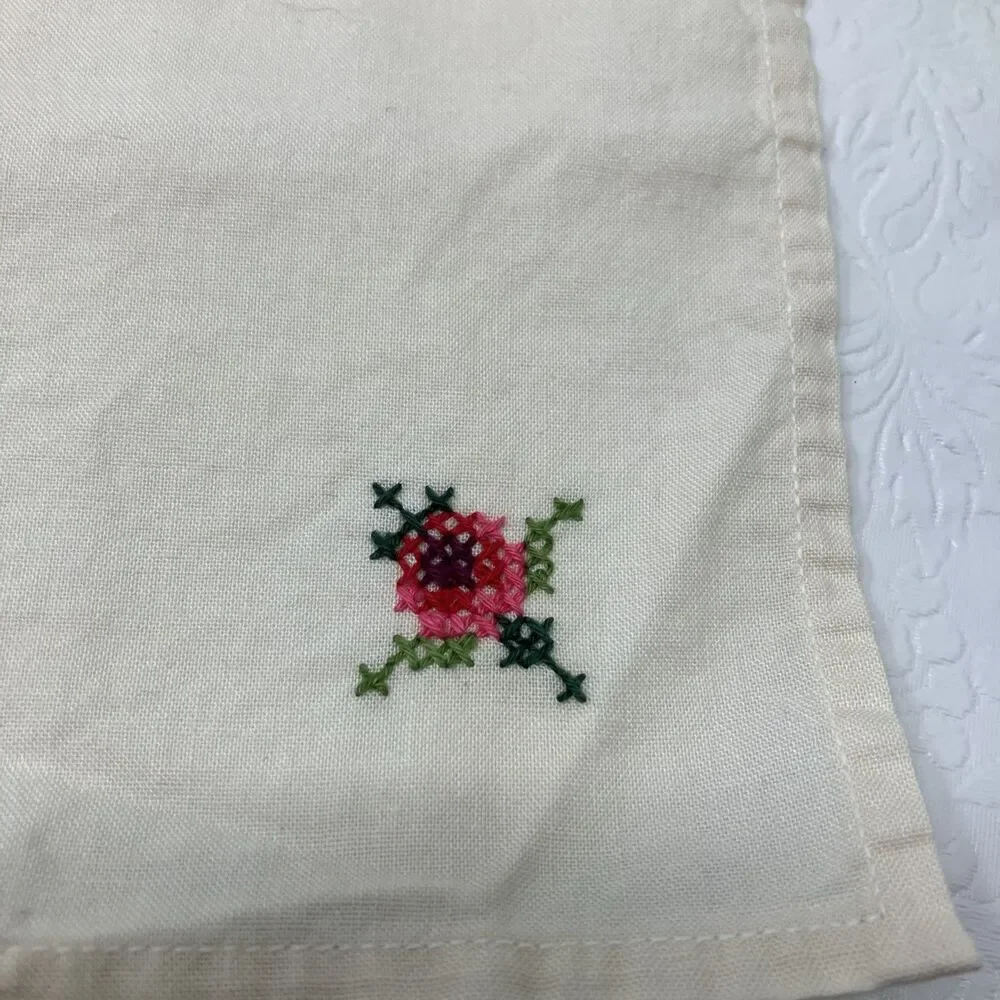 Vintage Linen Napkins Embroidered Floral Mixed Lot